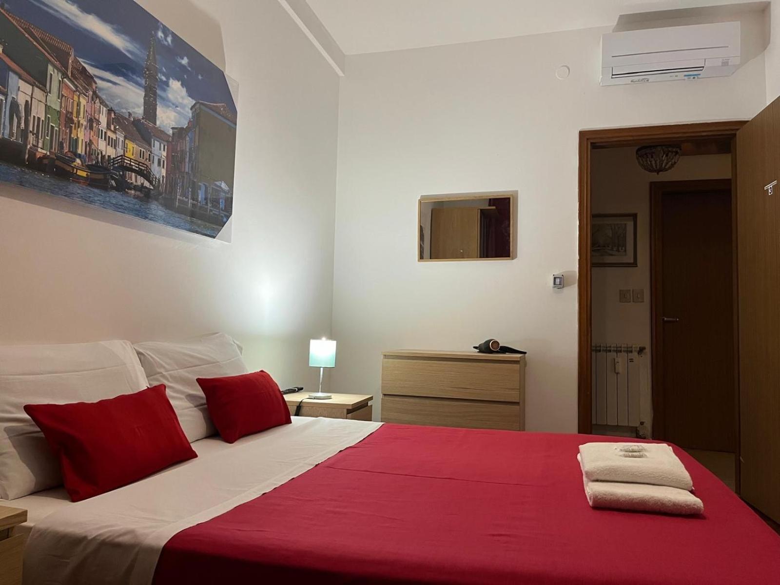 Venice Popular Stay Местре Екстер'єр фото